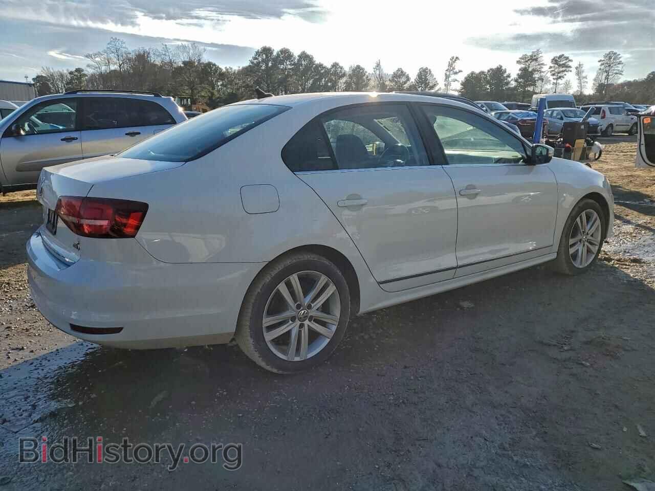2017 VOLKSWAGEN JETTA - VIN: 3VWL17AJ5HM225529 - Фото 3