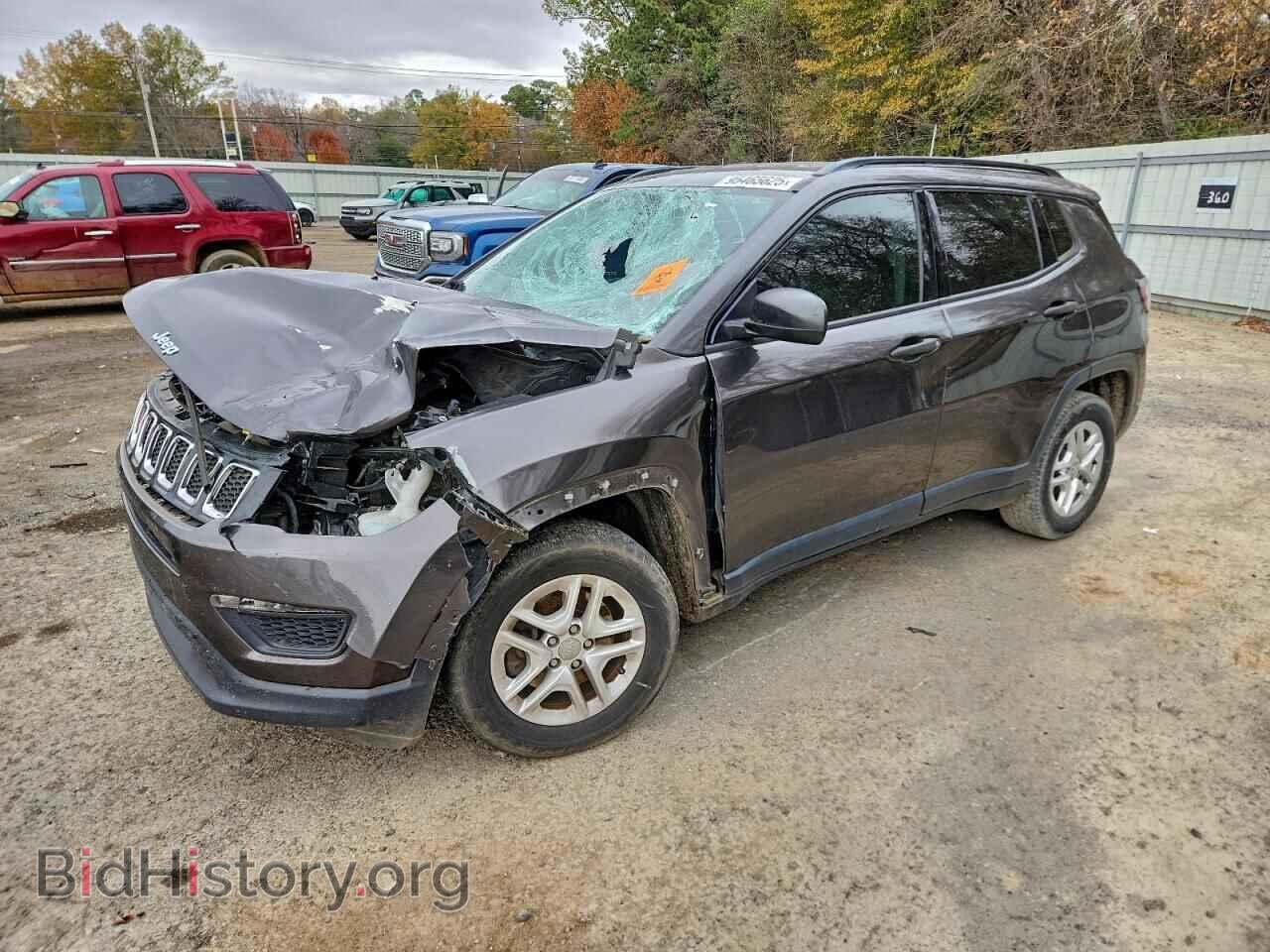 Фотография 3C4NJCAB1JT181702 - JEEP COMPASS 2018