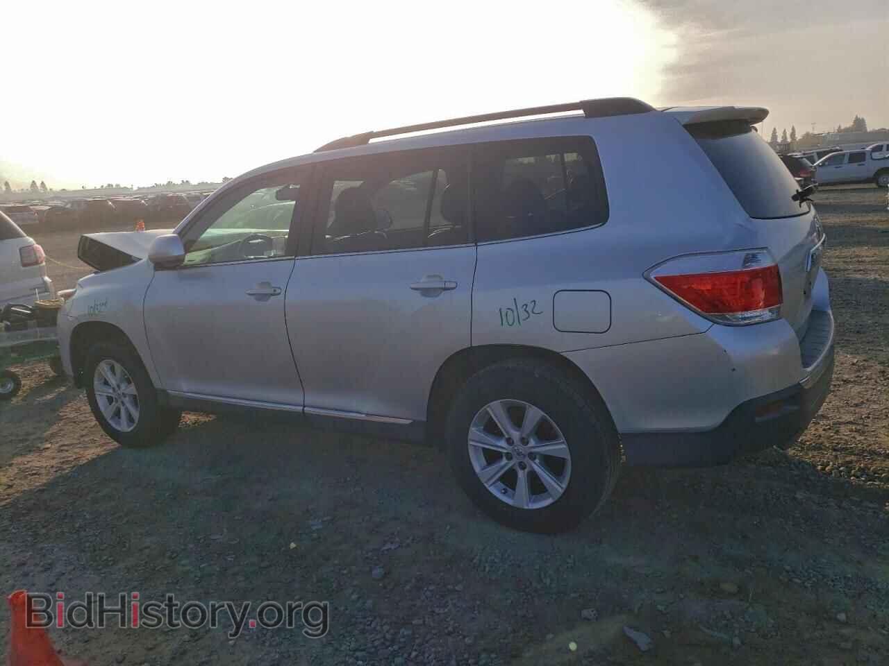 2011 TOYOTA HIGHLANDER - VIN: 5TDZA3EHXBS010524 - Фото 2