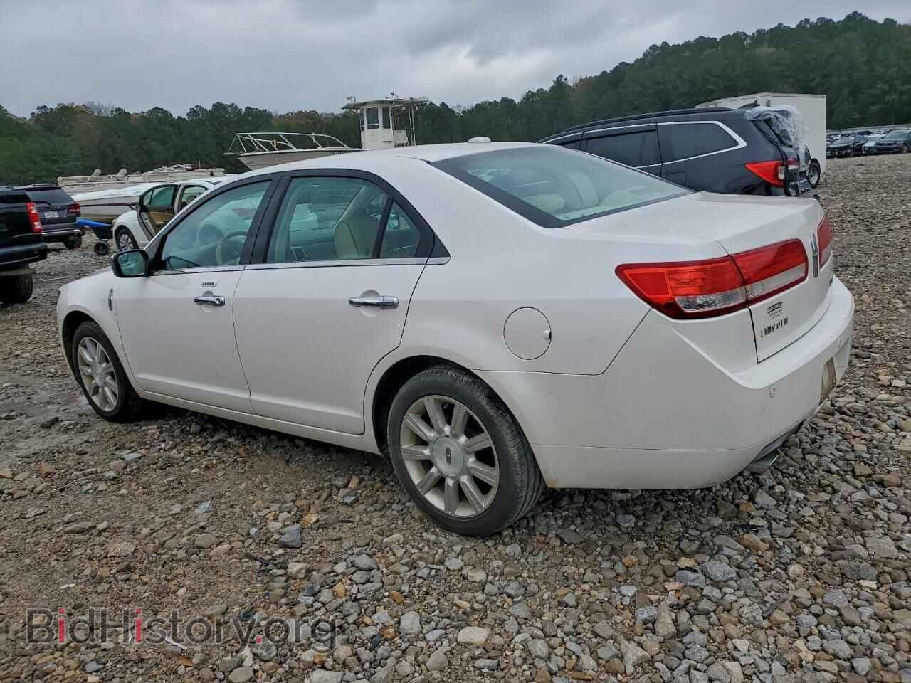 2011 LINCOLN MKZ - VIN: 3LNHL2GC7BR756459 - Фото 2