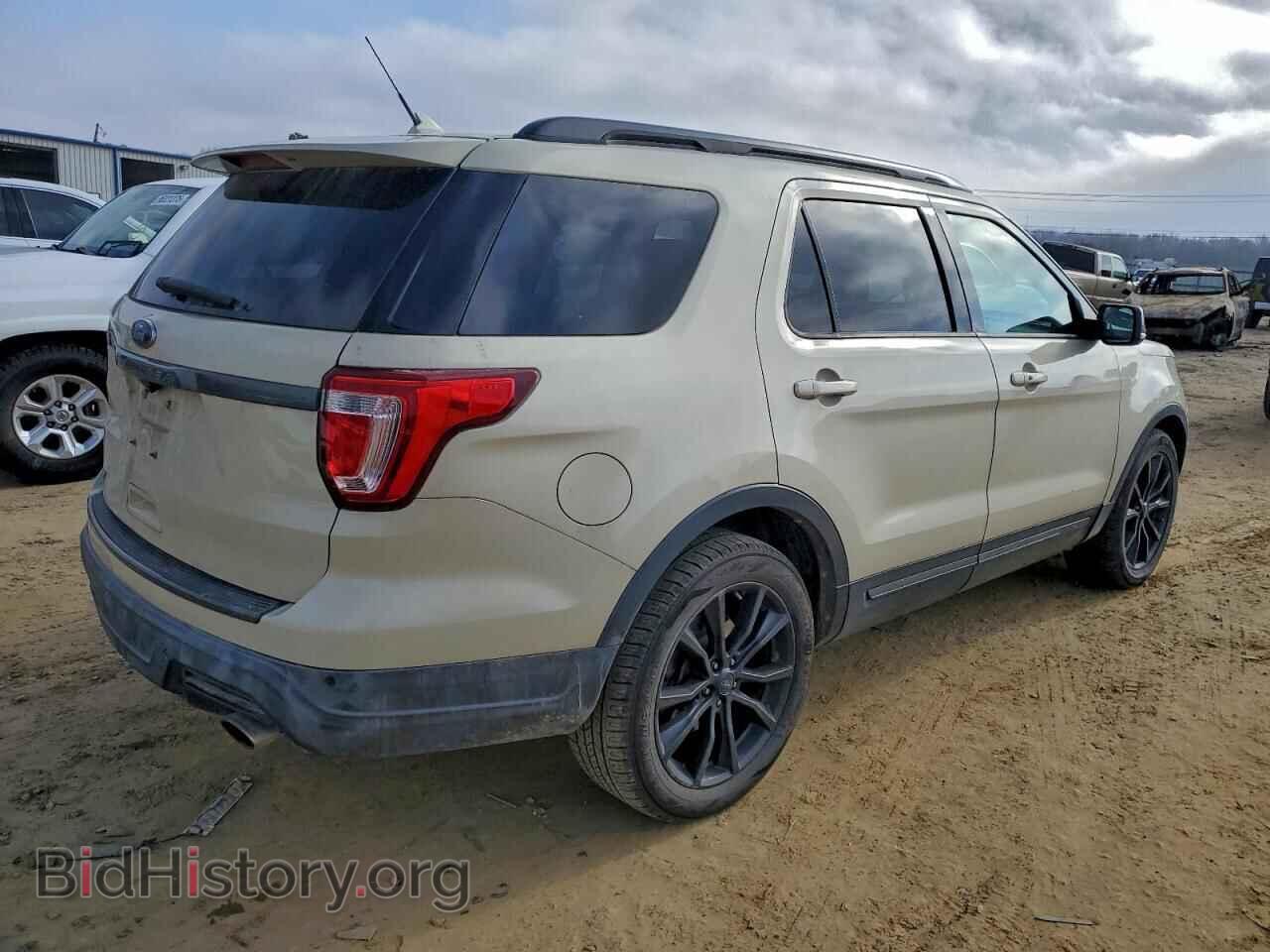 2018 FORD EXPLORER - VIN: 1FM5K7D81JGA17841 - Photo 3