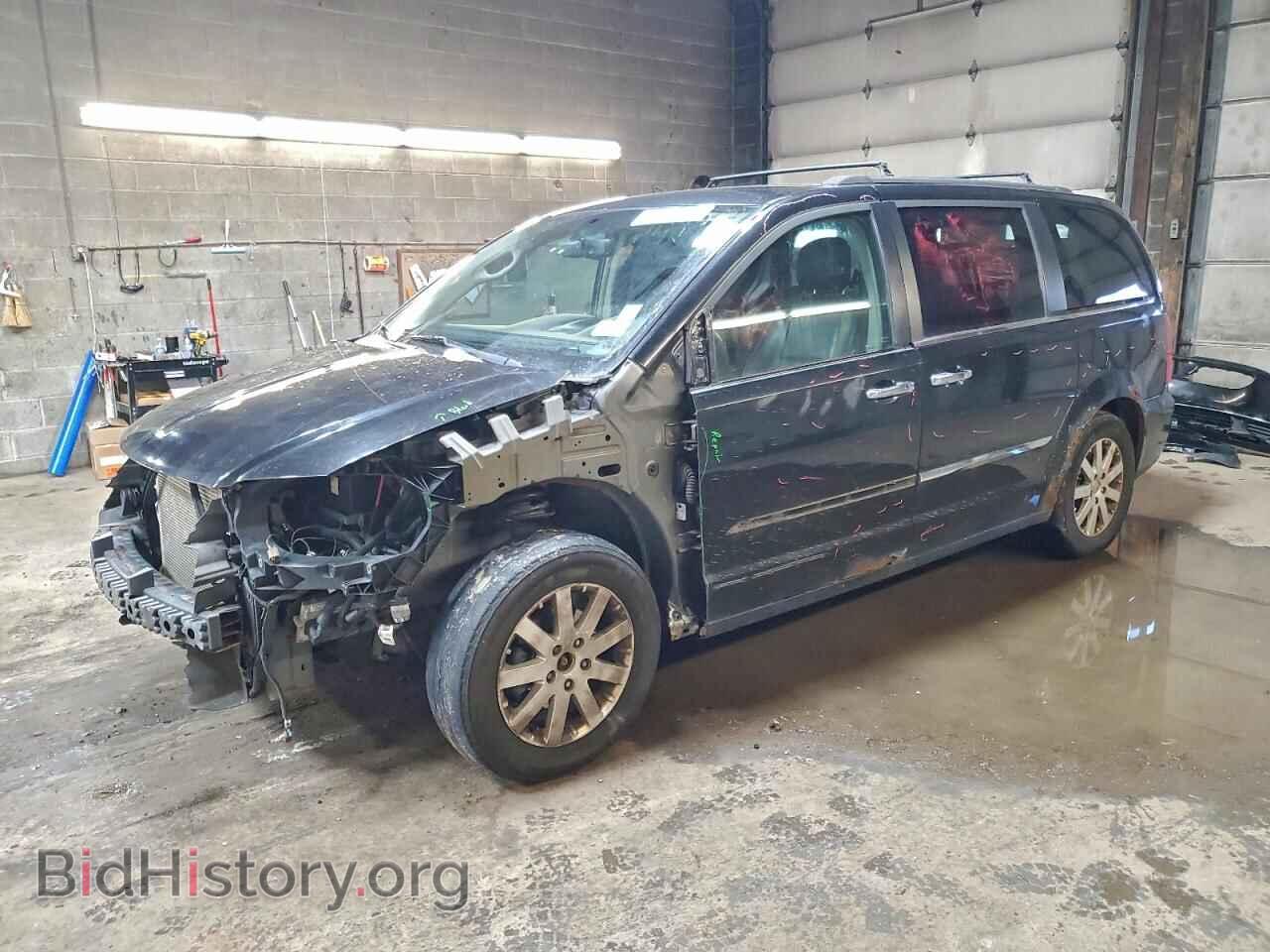 Photo 2A4RR8DG2BR704237 - CHRYSLER MINIVAN 2011