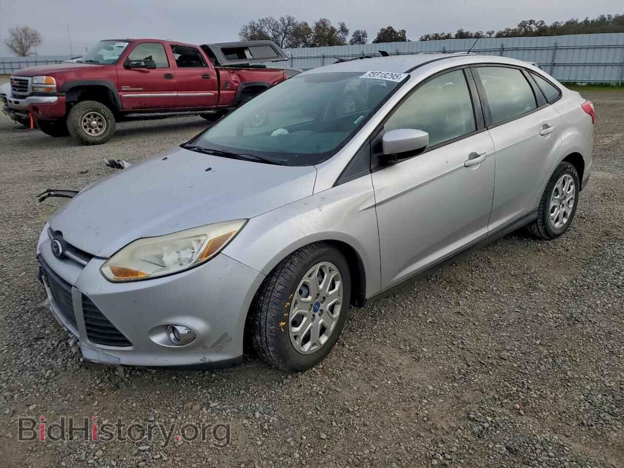 Photo 1FAHP3F28CL177848 - FORD FOCUS 2012