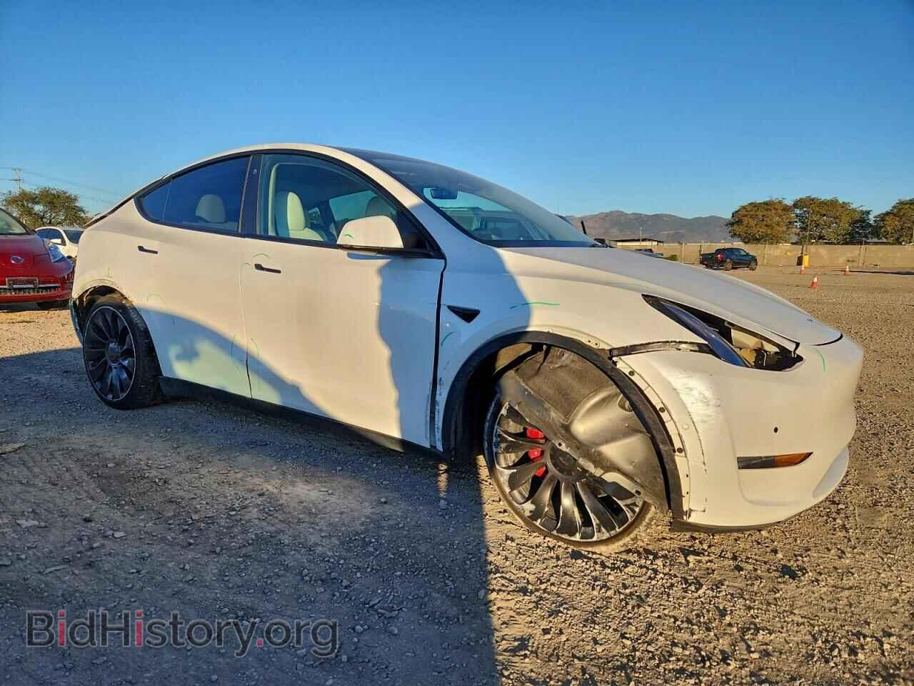 2022 TESLA MODEL Y - VIN: 7SAYGDEF5NF491082 - Фото 4