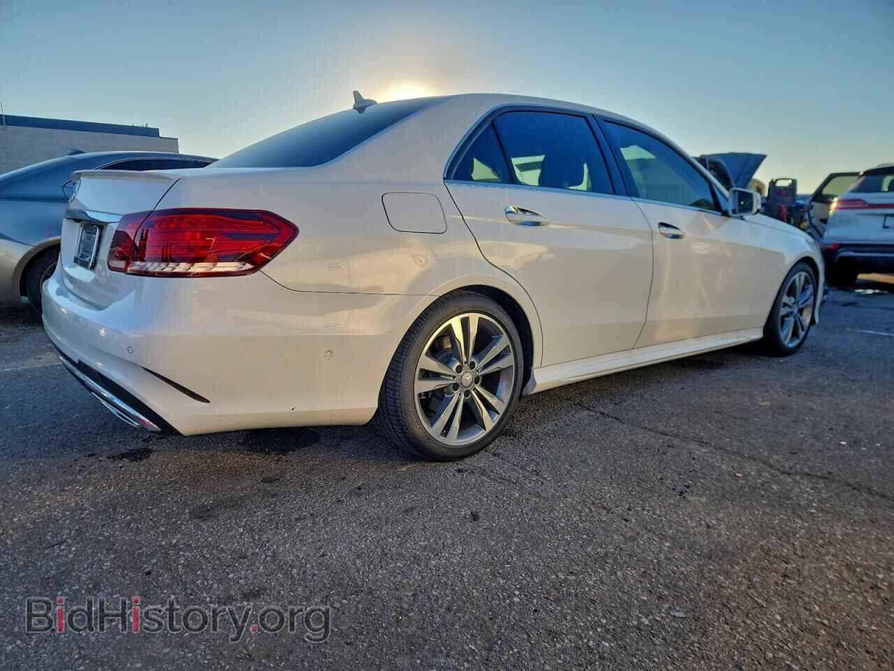 2014 MERCEDES-BENZ E-CLASS - VIN: WDDHF5KB3EA998357 - Фото 3