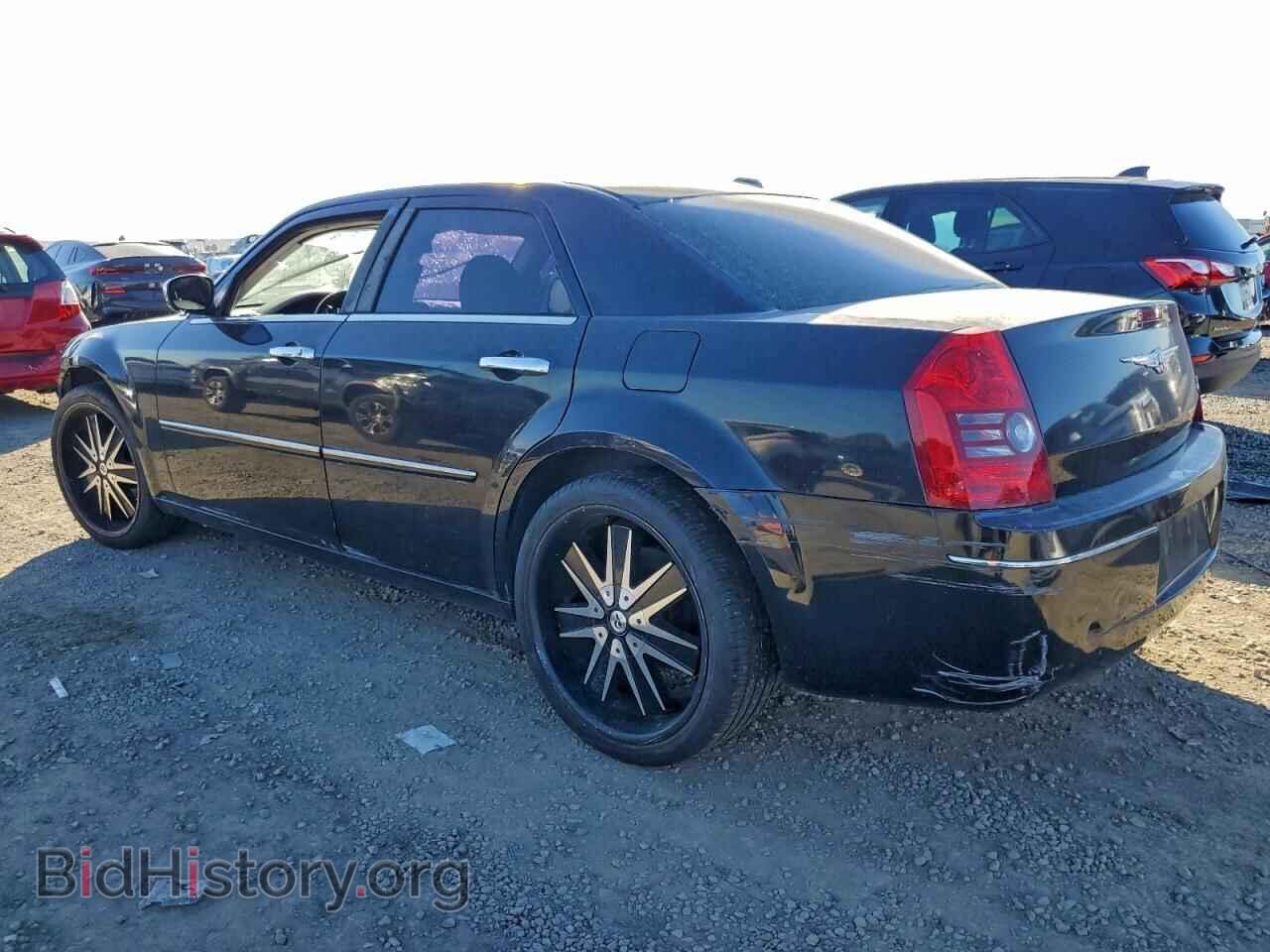 2010 CHRYSLER 300 - VIN: 2C3CA5CV9AH241832 - Фото 2