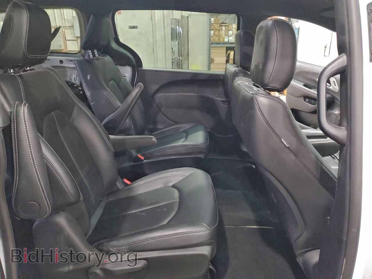 2024 CHRYSLER PACIFICA - VIN: 2C4RC1S72RR134672 - Фото 11