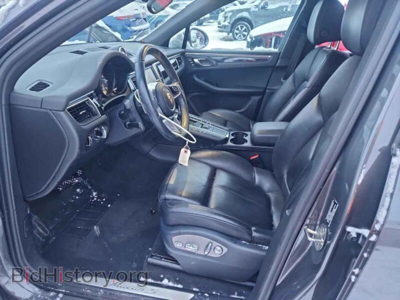 2016 Porsche MACAN (VIN WP1AB2A51GLB40747) — photo 7 of 13