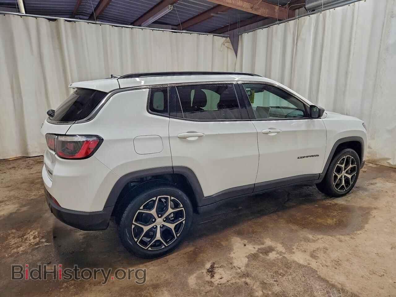 2024 JEEP COMPASS - VIN: 3C4NJDBN6RT605109 - Фото 3