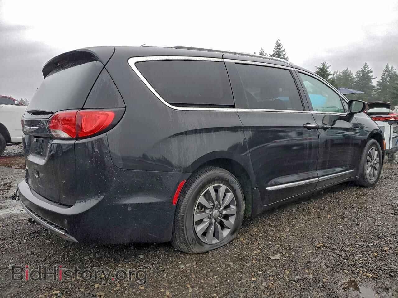 2019 CHRYSLER PACIFICA - VIN: 2C4RC1EG0KR741400 - Фото 3