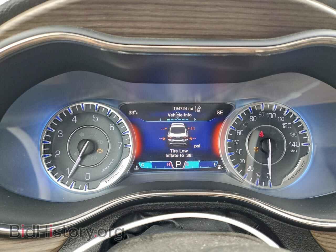 2015 CHRYSLER 200 - VIN: 1C3CCCEG4FN584320 - Фото 9