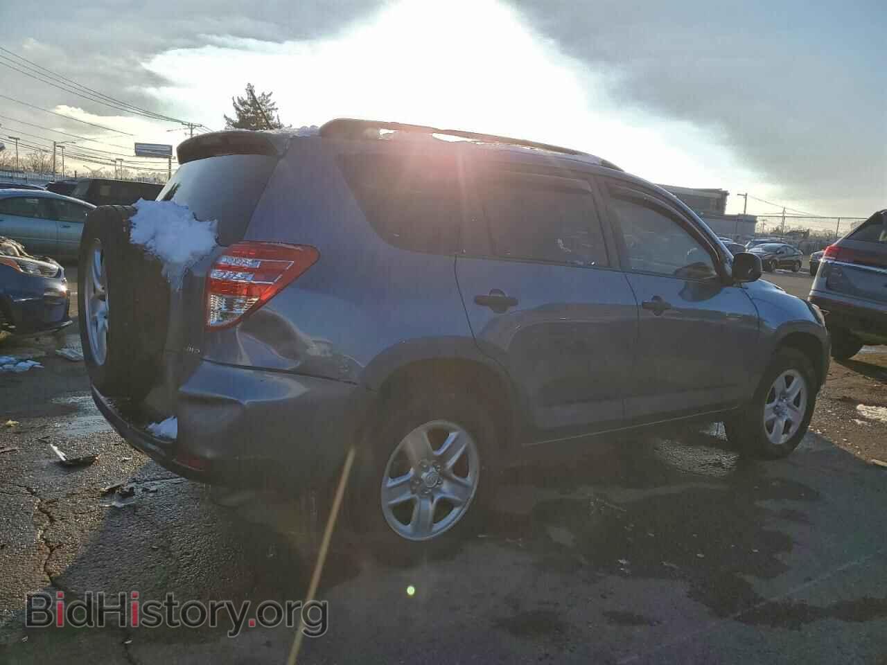 2011 TOYOTA RAV4 - VIN: JTMBF4DV4BD041697 - Фото 3