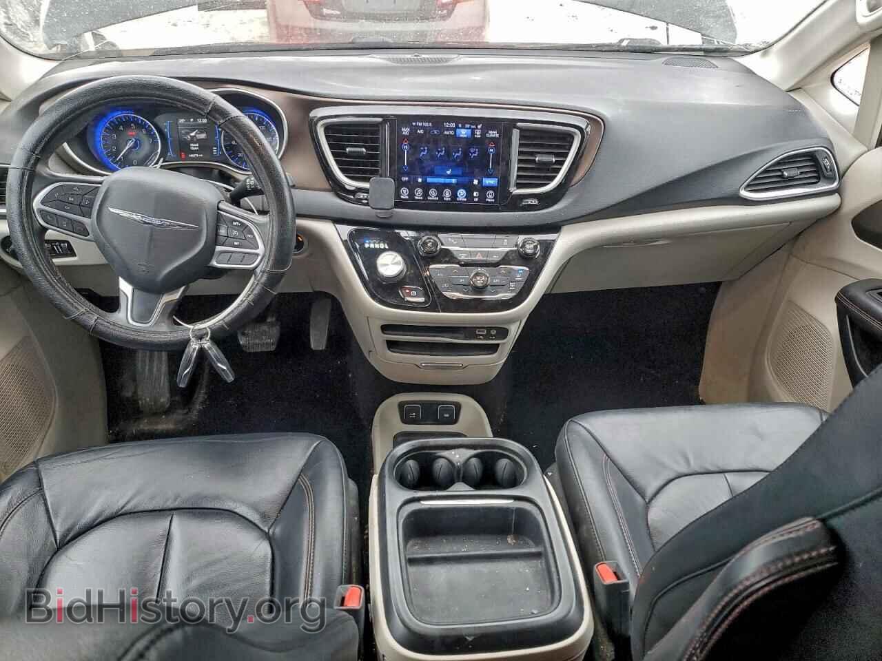 2017 CHRYSLER PACIFICA - VIN: 2C4RC1BG7HR565832 - Photo 8
