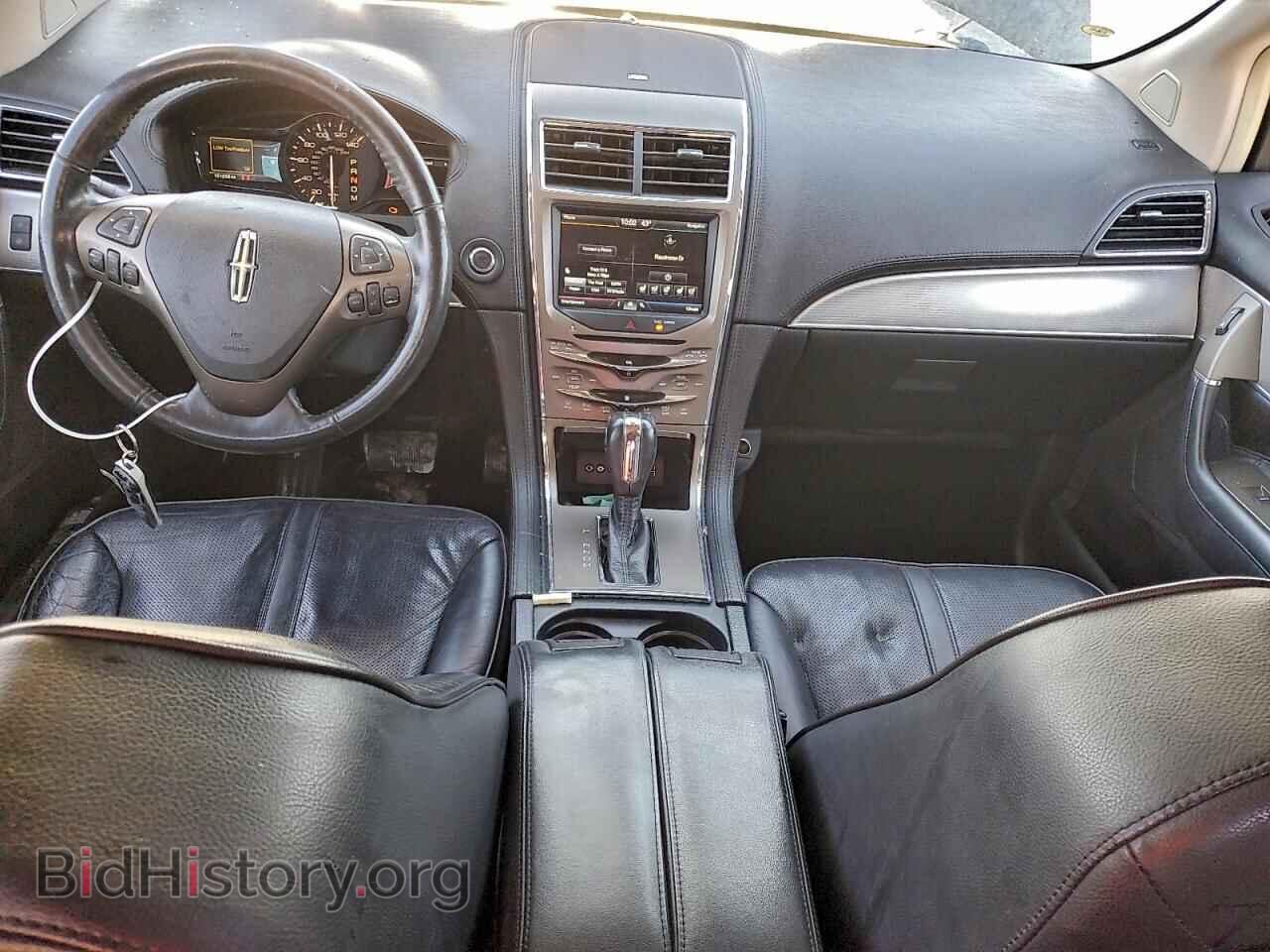 2011 LINCOLN MKX - VIN: 2LMDJ8JK6BBJ18942 - Photo 8