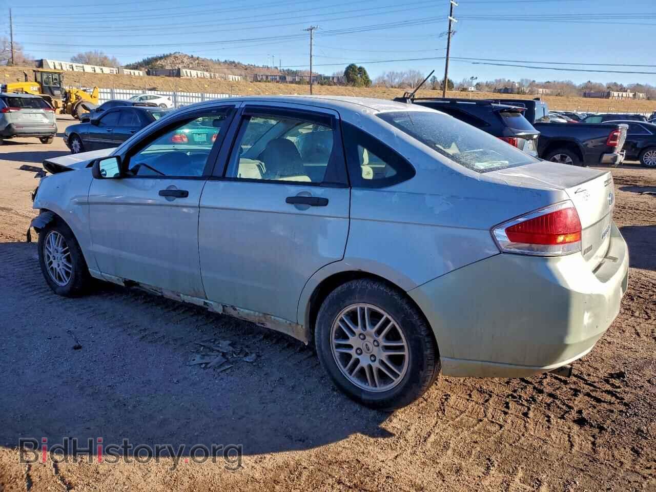 2011 FORD FOCUS - VIN: 1FAHP3FN9BW194133 - Фото 2