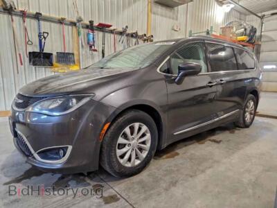 2017 Chrysler PACIFICA Touring L, серый — VIN 2C4RC1BG0HR613557, Copart