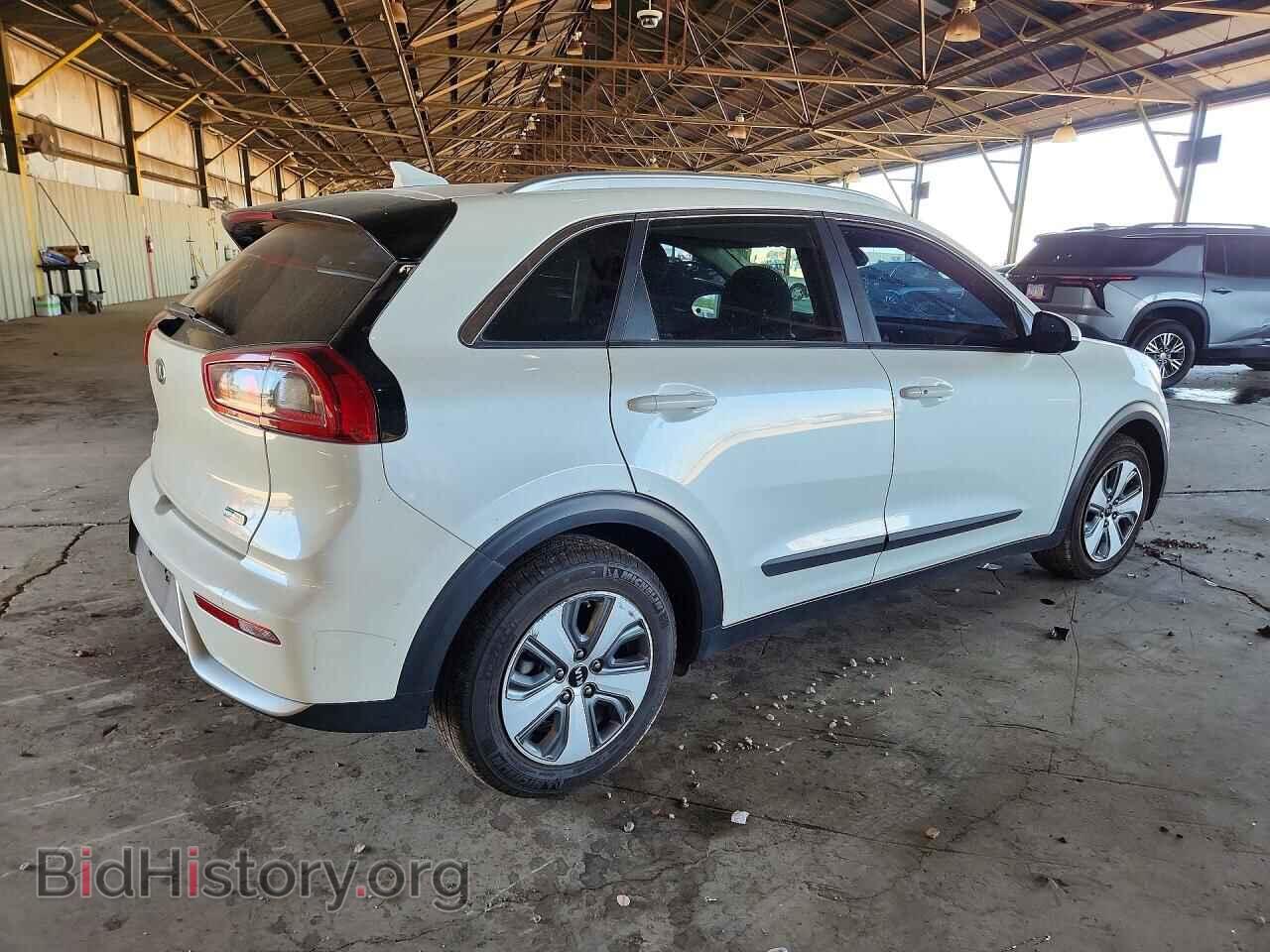 2018 KIA NIRO - VIN: KNDCB3LC2J5128470 - Фото 3