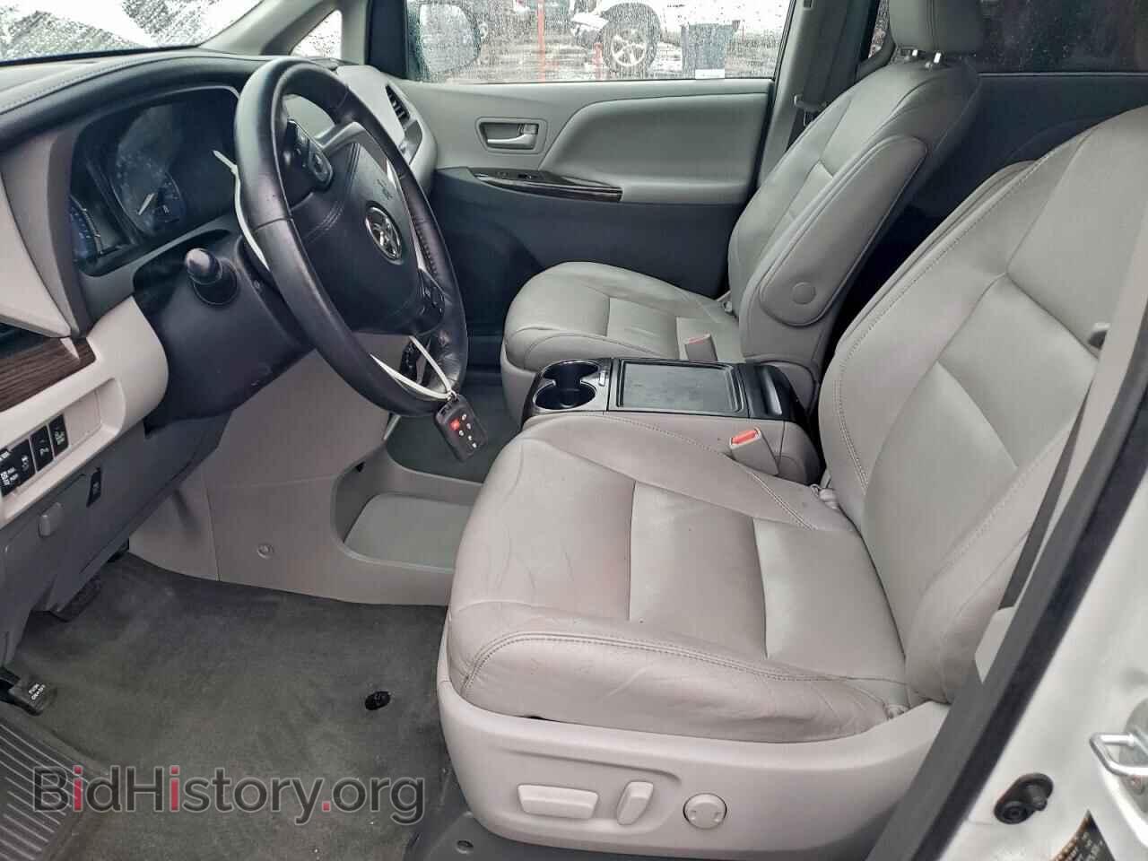 2017 TOYOTA All Models - VIN: 5TDYZ3DC2HS860084 - Фото 7