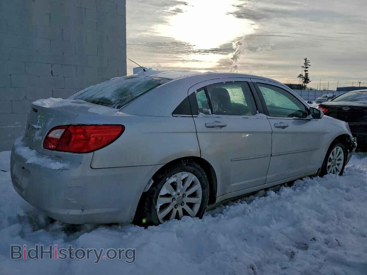 2010 CHRYSLER SEBRING - VIN: 1C3CC5FDXAN190698 - Photo 3