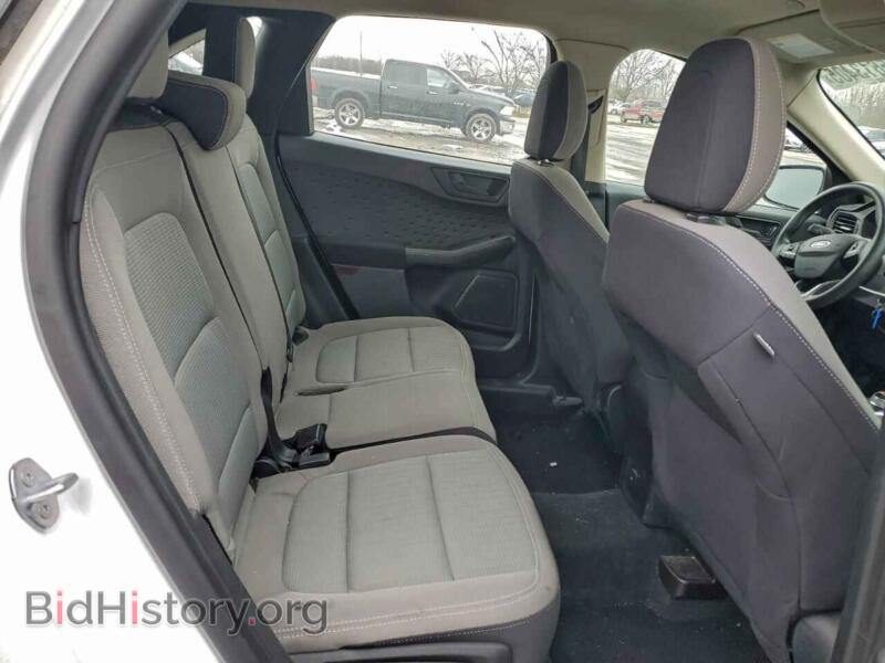 2020 Ford ESCAPE (VIN 1FMCU0F63LUA29319) — photo 11 of 13