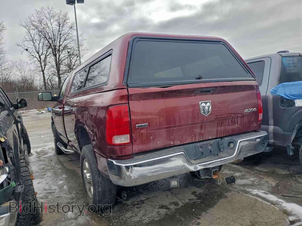 2018 RAM All Models - VIN: 3C6LR5BTXJG251717 - Фото 2