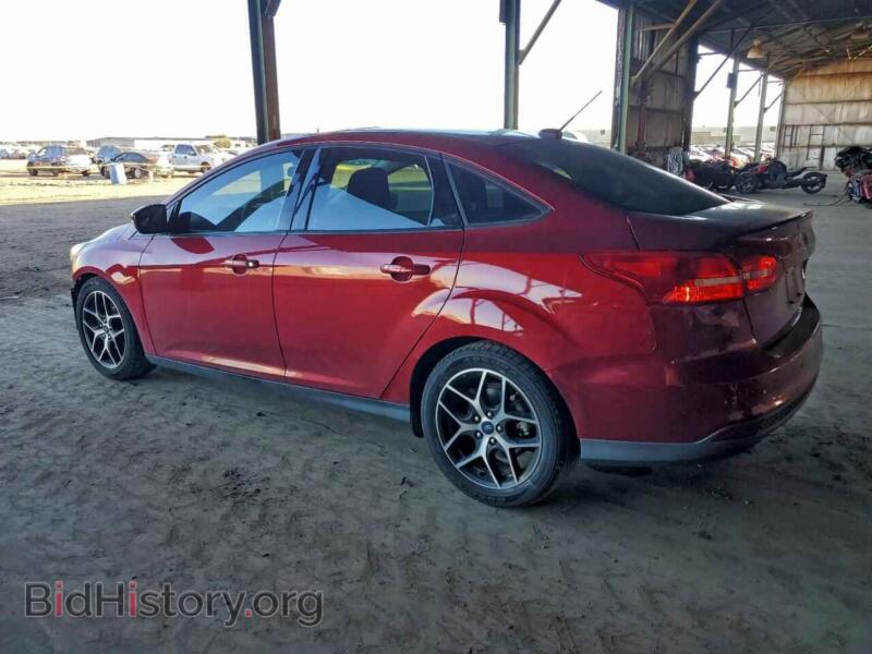 2017 Ford FOCUS (VIN 1FADP3H29HL237493) — photo 2 of 13