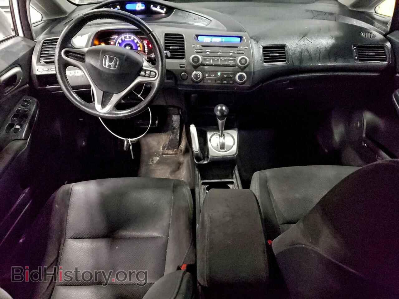 2010 HONDA CIVIC - VIN: 19XFA1F61AE017584 - Фото 8