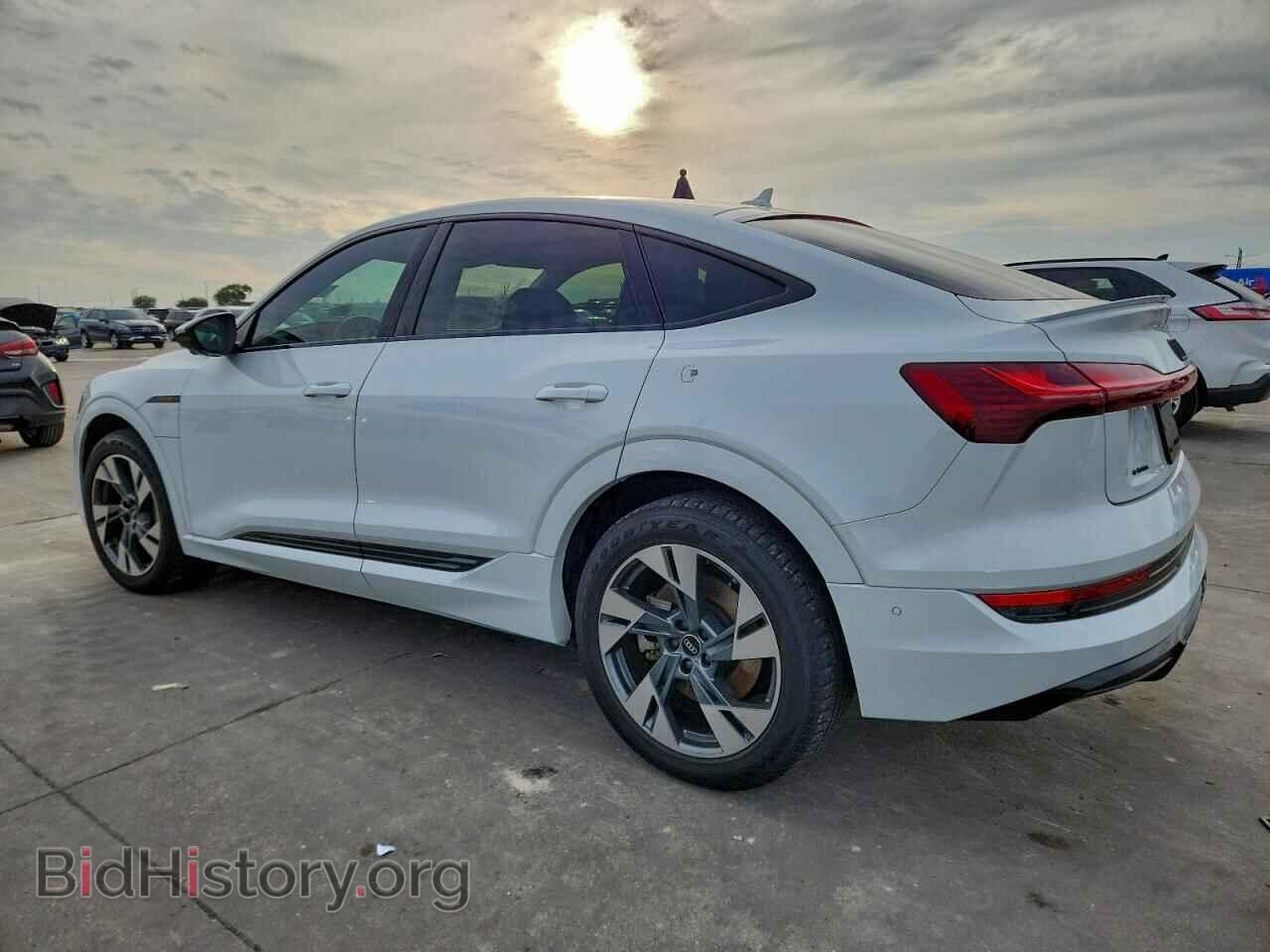 2022 AUDI E-TRON - VIN: WA11AAGE0NB044353 - Фото 2