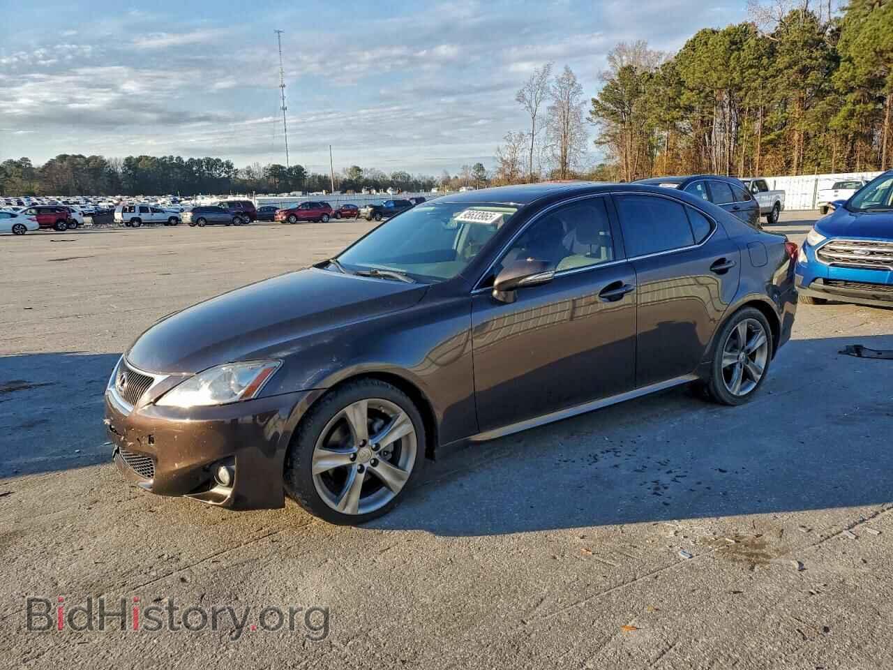Photo JTHBF5C2XC2102351 - LEXUS IS 2012