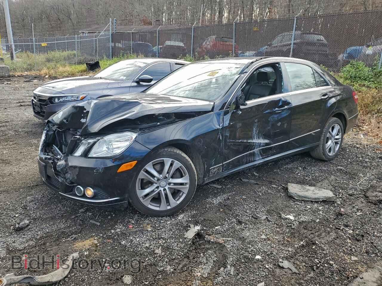 Photo WDDHF8HB1BA424568 - MERCEDES-BENZ E-CLASS 2011