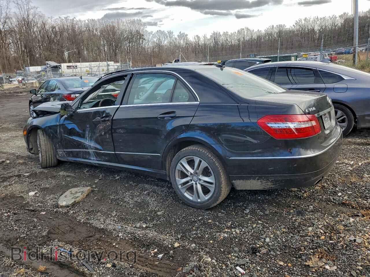2011 MERCEDES-BENZ E-CLASS - VIN: WDDHF8HB1BA424568 - Фото 2