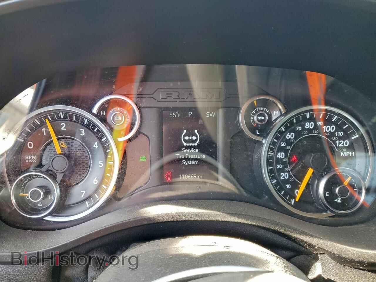 2019 RAM 1500 - VIN: 1C6SRFFT8KN649559 - Фото 9