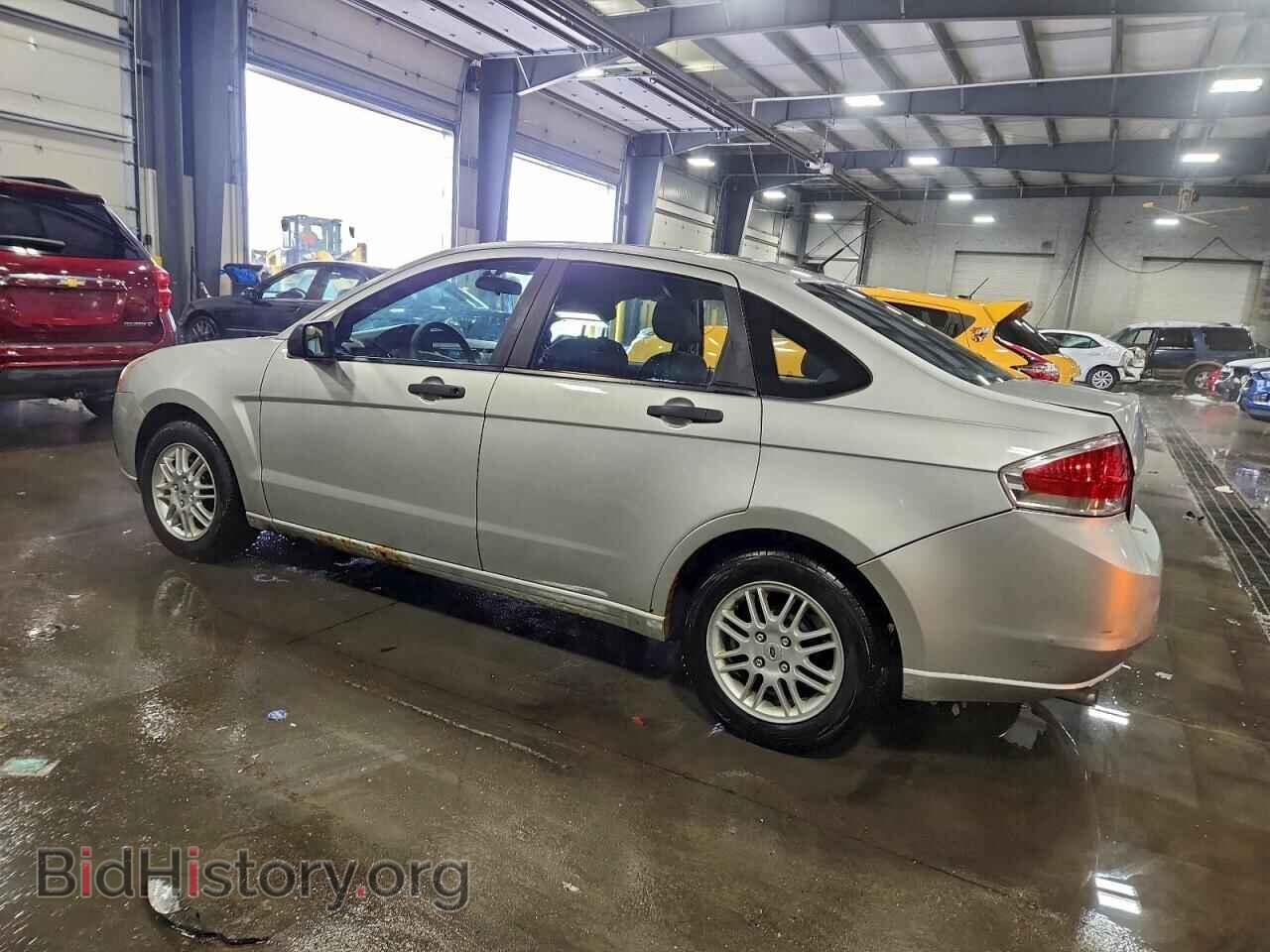 2011 FORD FOCUS - VIN: 1FAHP3FNXBW112636 - Фото 2