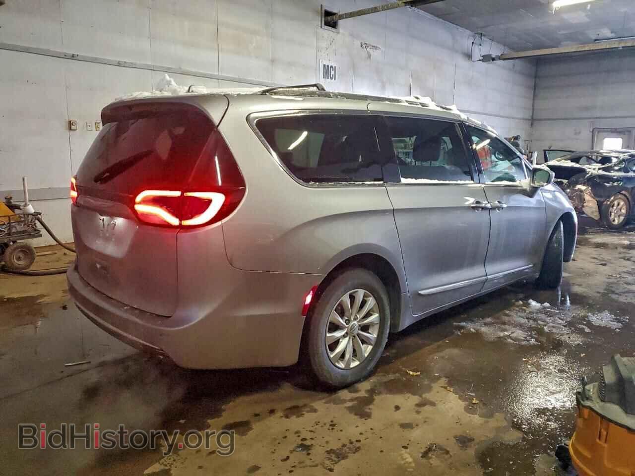 2017 CHRYSLER PACIFICA - VIN: 2C4RC1BG9HR564567 - Фото 3