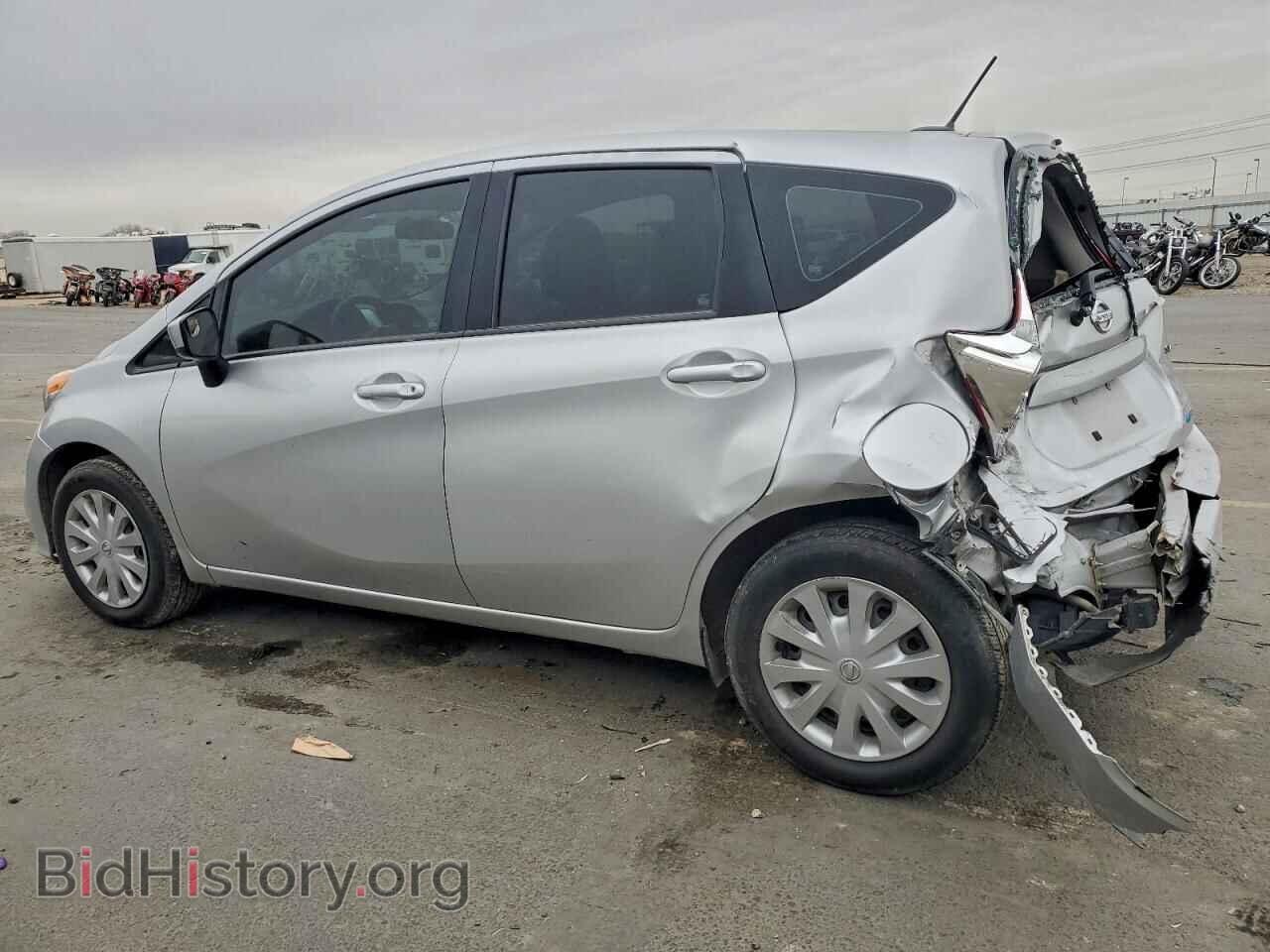 2016 NISSAN VERSA - VIN: 3N1CE2CP6GL352275 - Фото 2