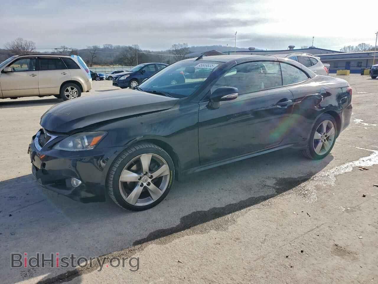Photo JTHFF2C21B2520764 - LEXUS IS 2011