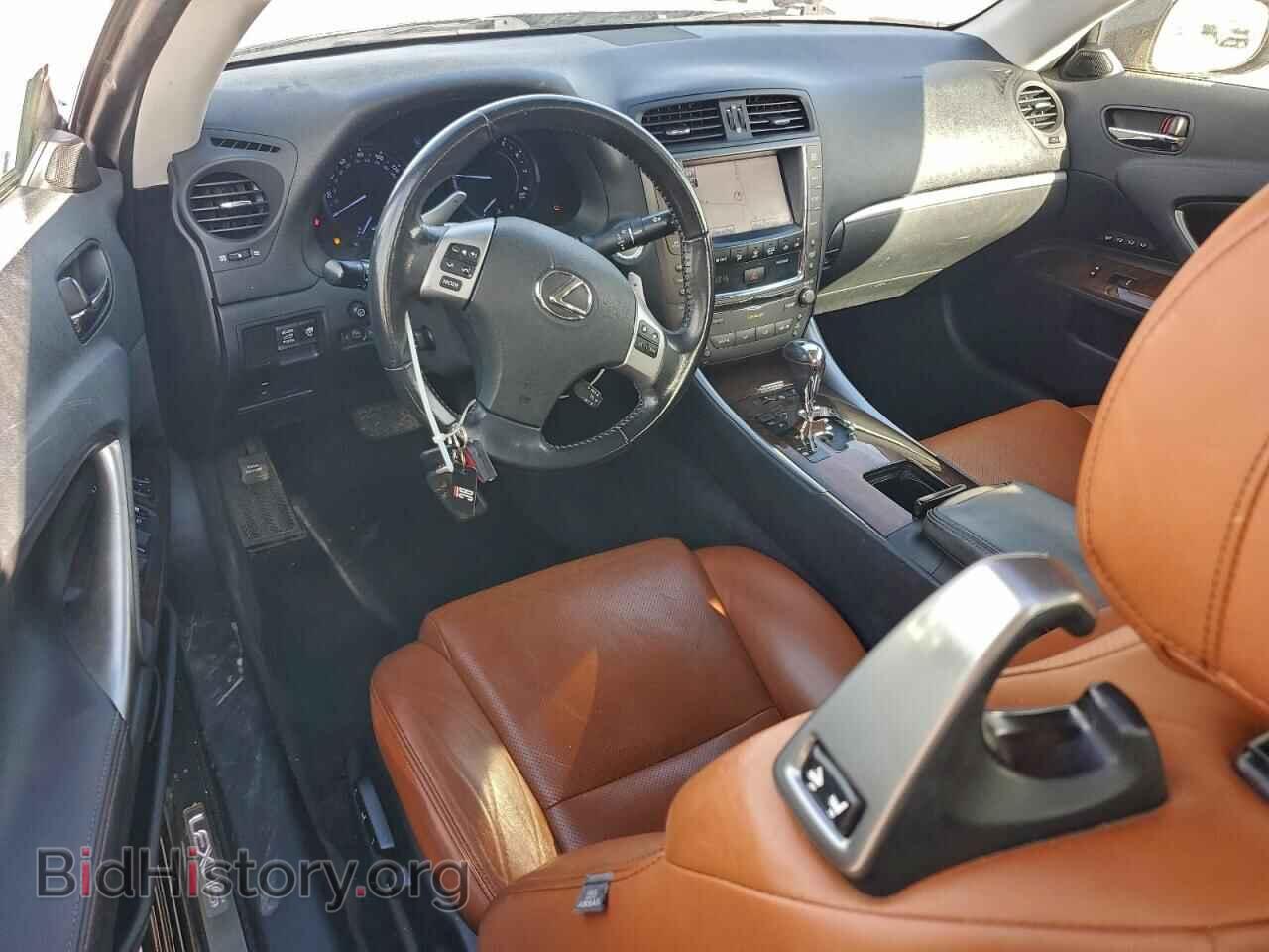 2011 LEXUS IS - VIN: JTHFF2C21B2520764 - Photo 8
