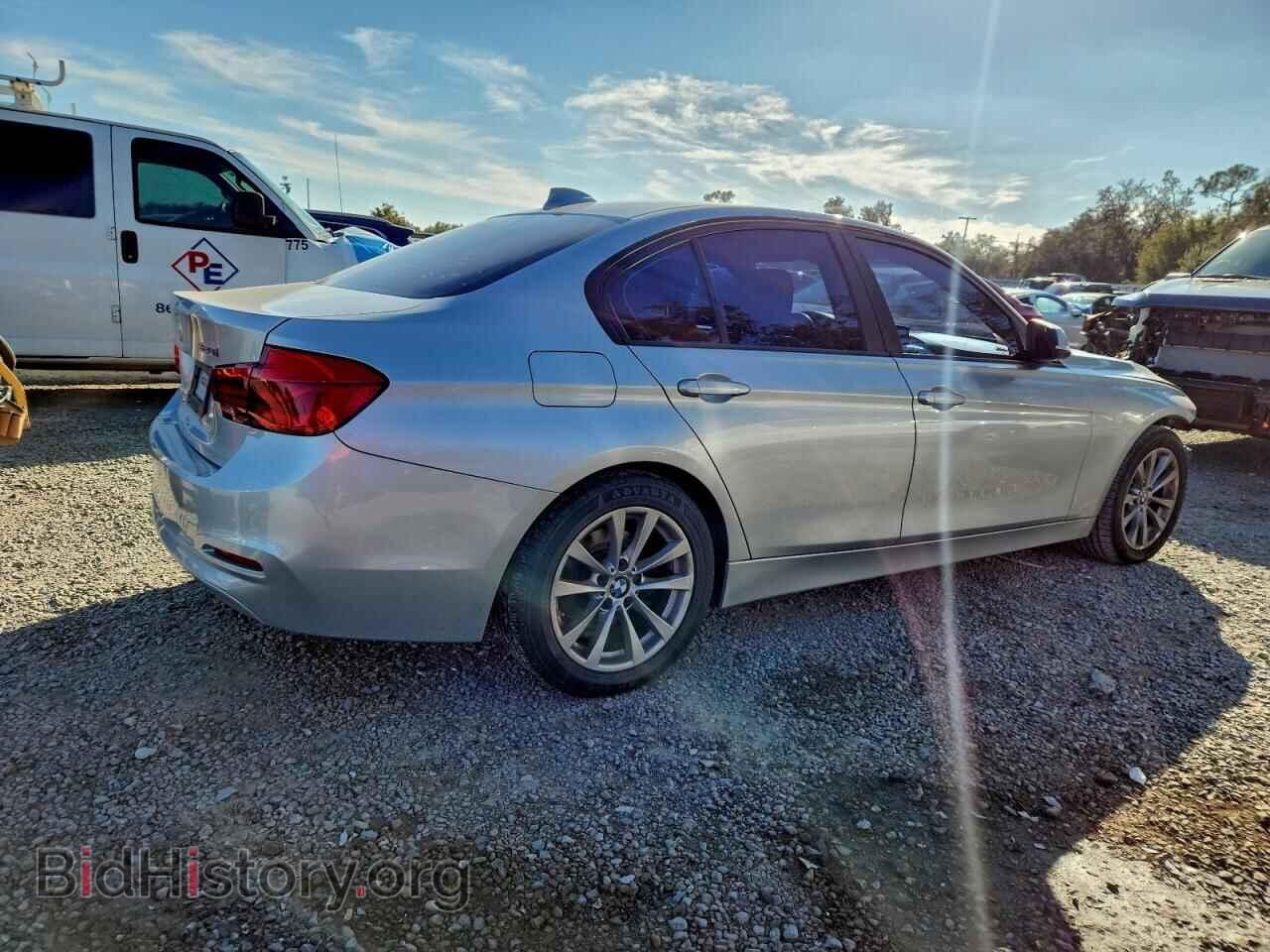 2018 BMW 3 SERIES - VIN: WBA8A9C52JAD28057 - Фото 3