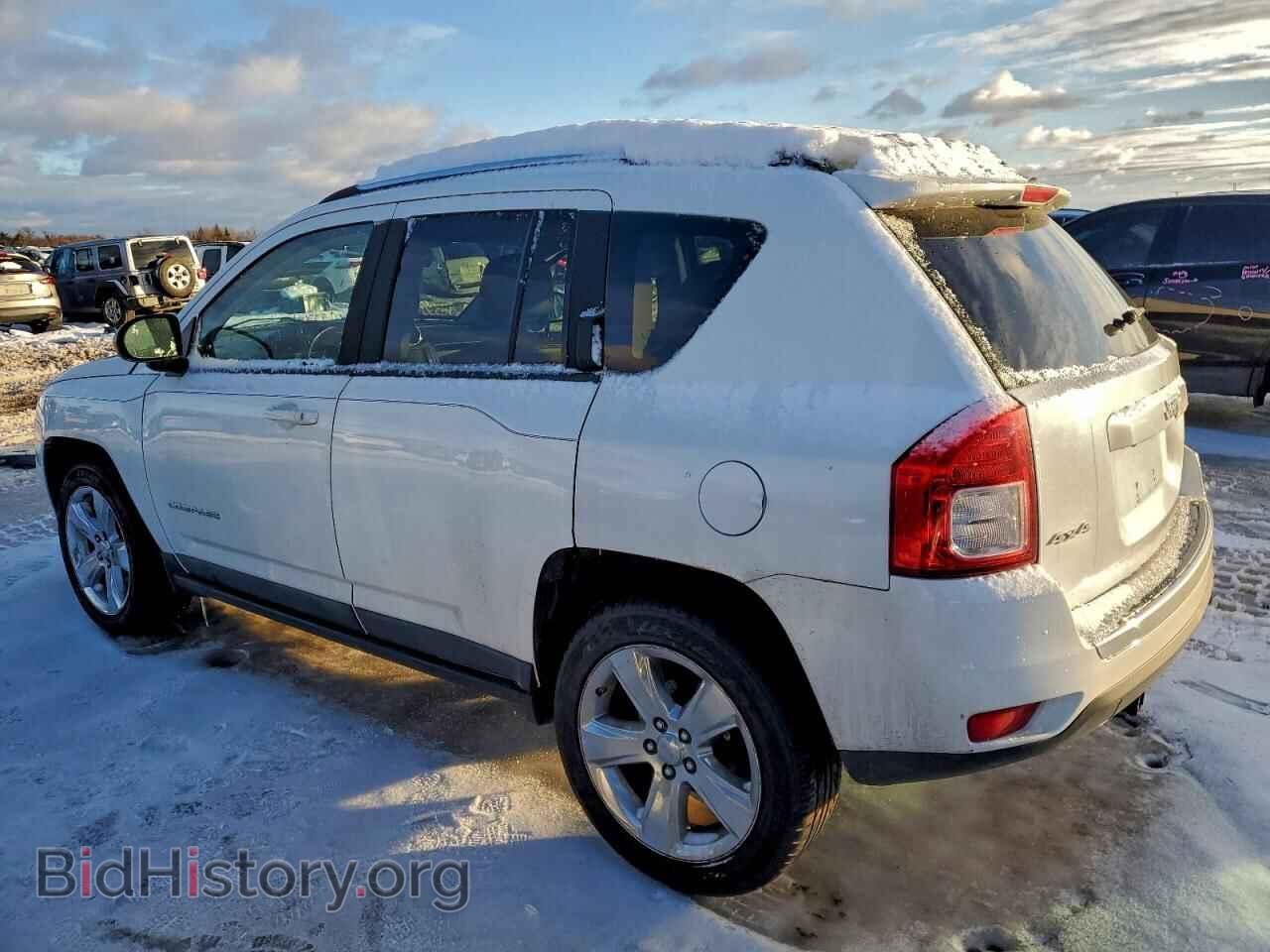 2011 JEEP COMPASS - VIN: 1J4NF5FB2BD235340 - Фото 2