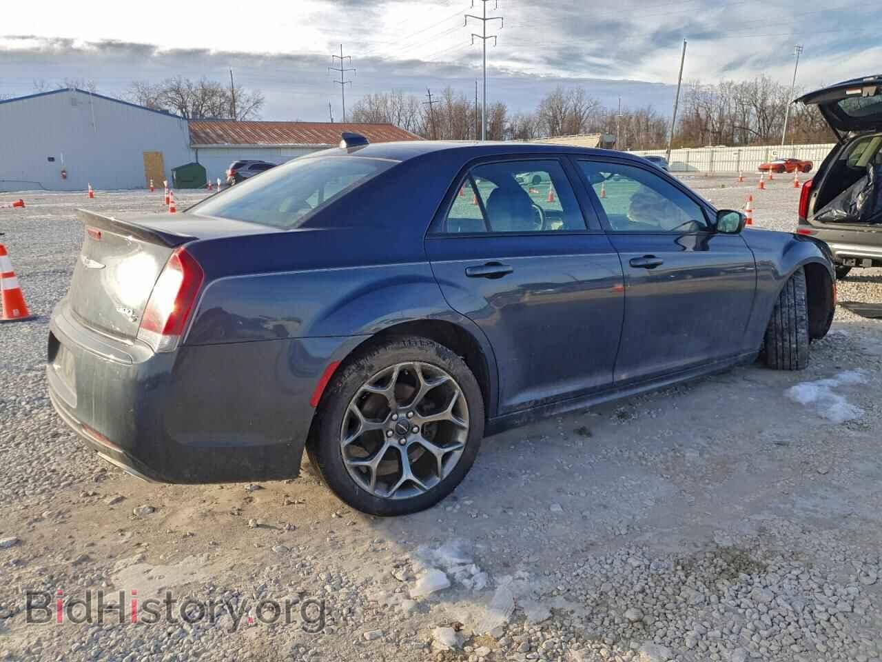 2016 CHRYSLER 300 - VIN: 2C3CCABTXGH304416 - Фото 3