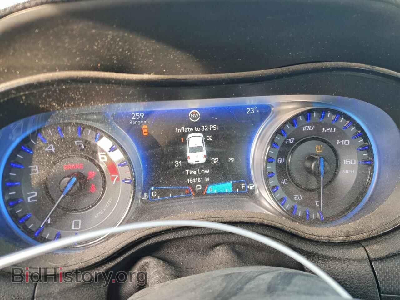 2016 CHRYSLER 300 - VIN: 2C3CCABTXGH304416 - Фото 9