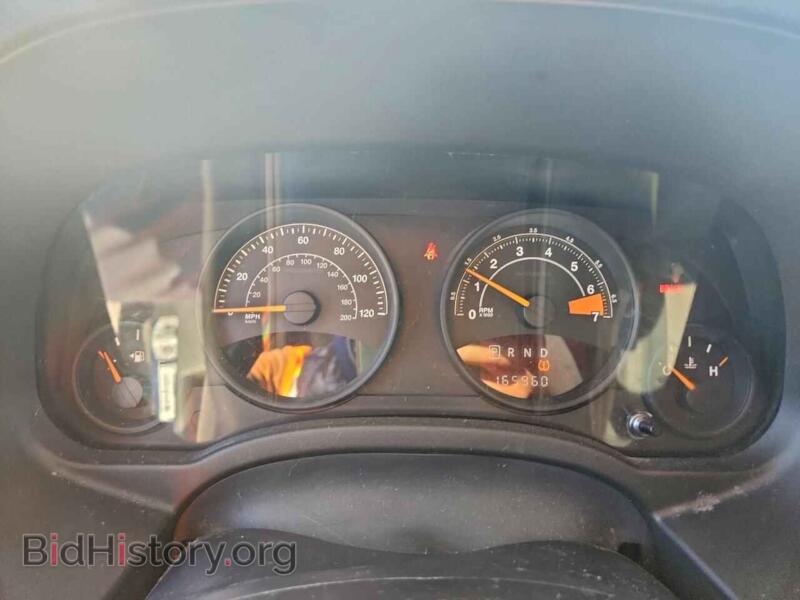 2014 Jeep COMPASS (VIN 1C4NJCBA3ED593458) — фото 9 из 15