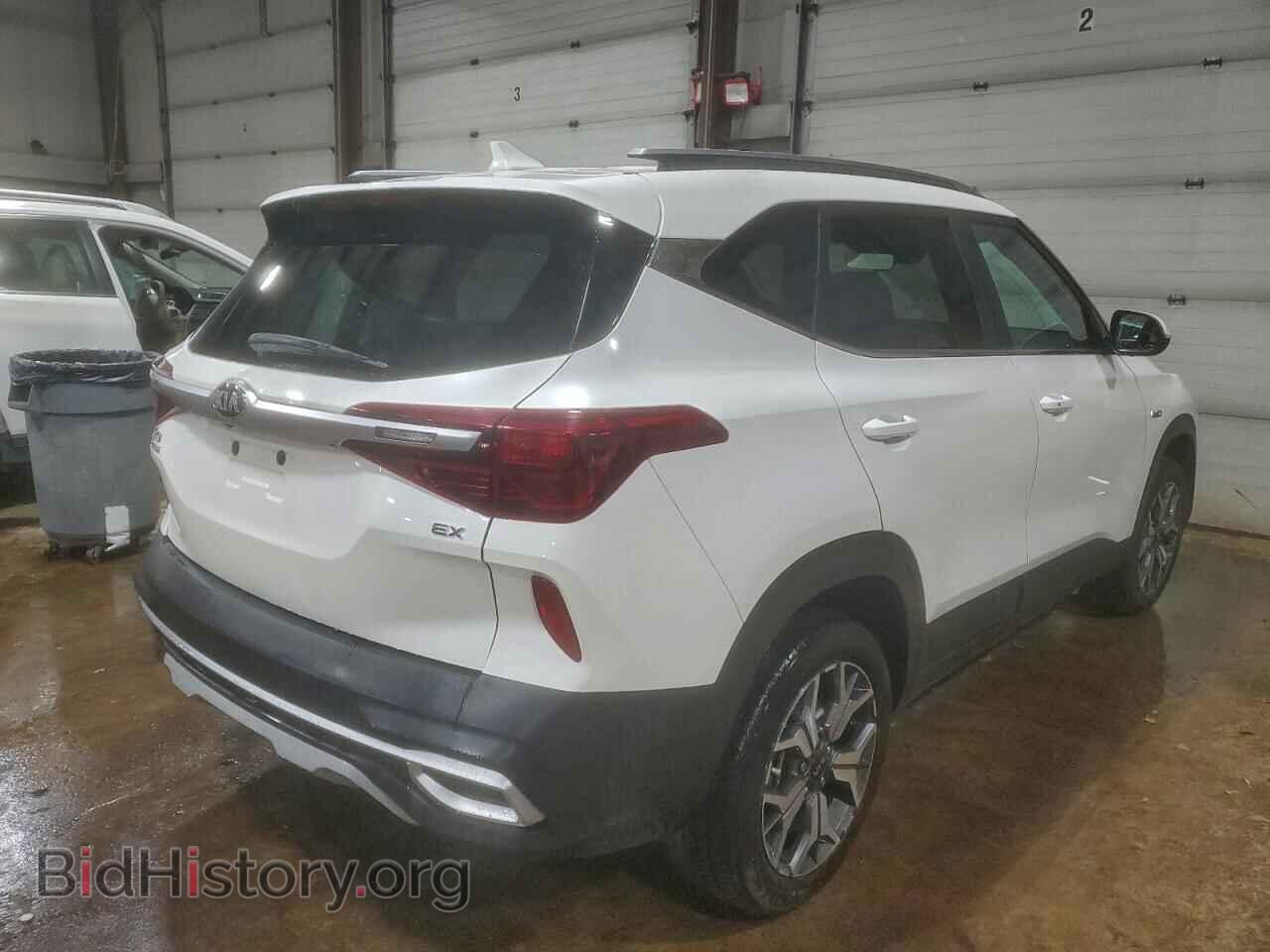 2021 KIA SELTOS - VIN: KNDERCAA1M7121217 - Фото 3