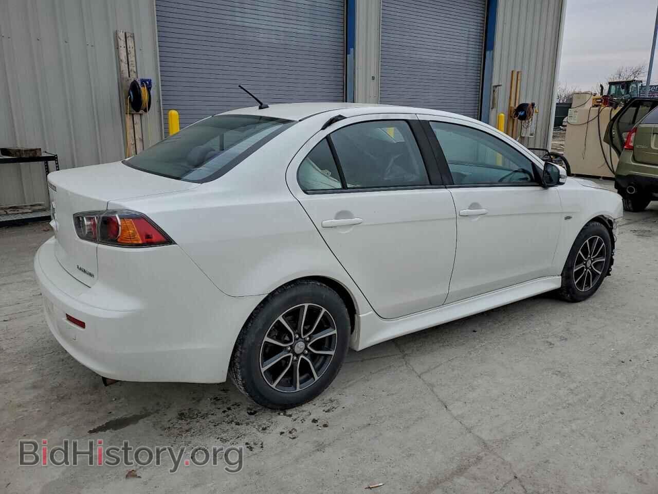 2017 MITSUBISHI LANCER - VIN: JA32U2FU6HU005872 - Фото 3