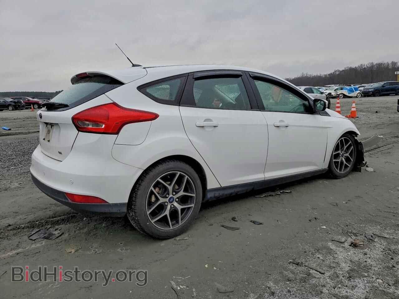 2017 FORD FOCUS - VIN: 1FADP3M2XHL337172 - Фото 3