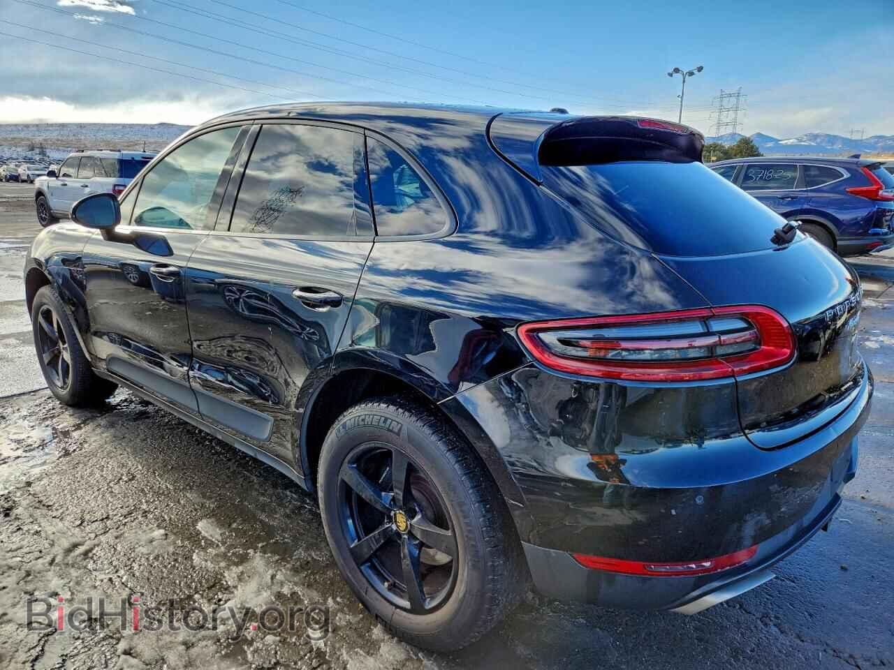 2017 PORSCHE MACAN - VIN: WP1AA2A55HLB04211 - Photo 2