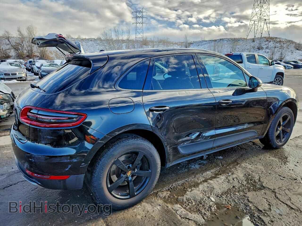 2017 PORSCHE MACAN - VIN: WP1AA2A55HLB04211 - Photo 3