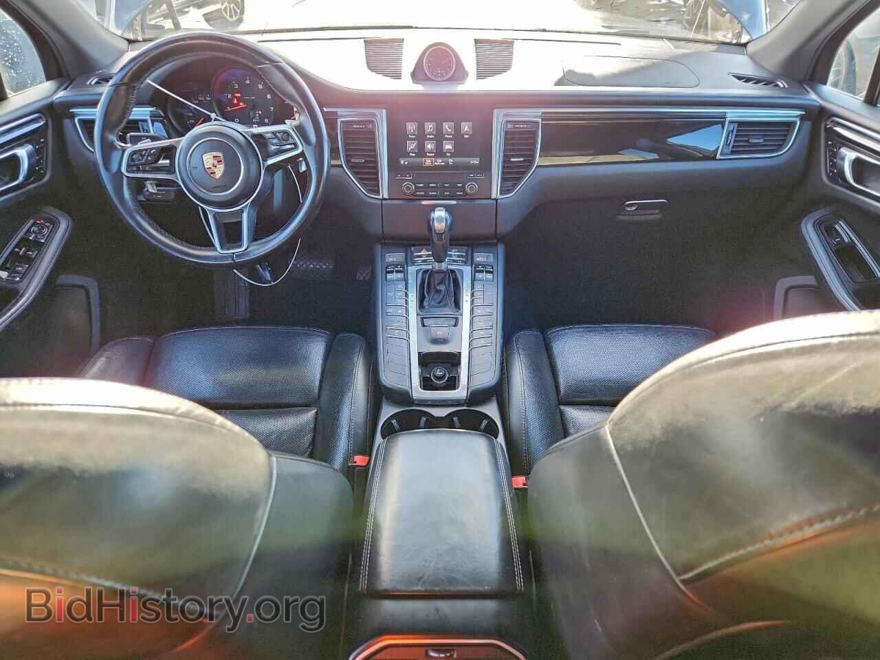 2017 PORSCHE MACAN - VIN: WP1AA2A55HLB04211 - Photo 8