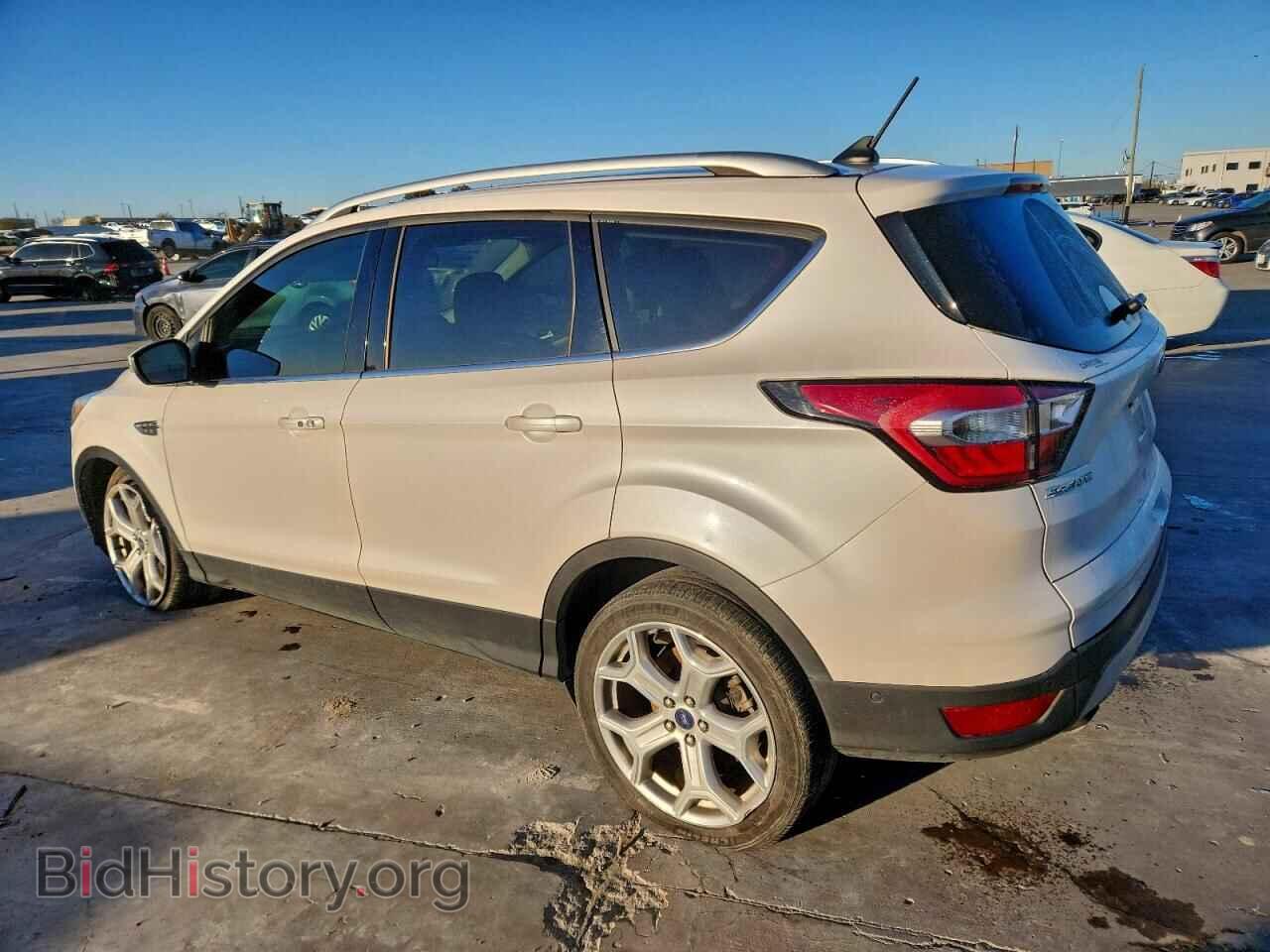 2018 FORD ESCAPE - VIN: 1FMCU9J97JUB41737 - Фото 2