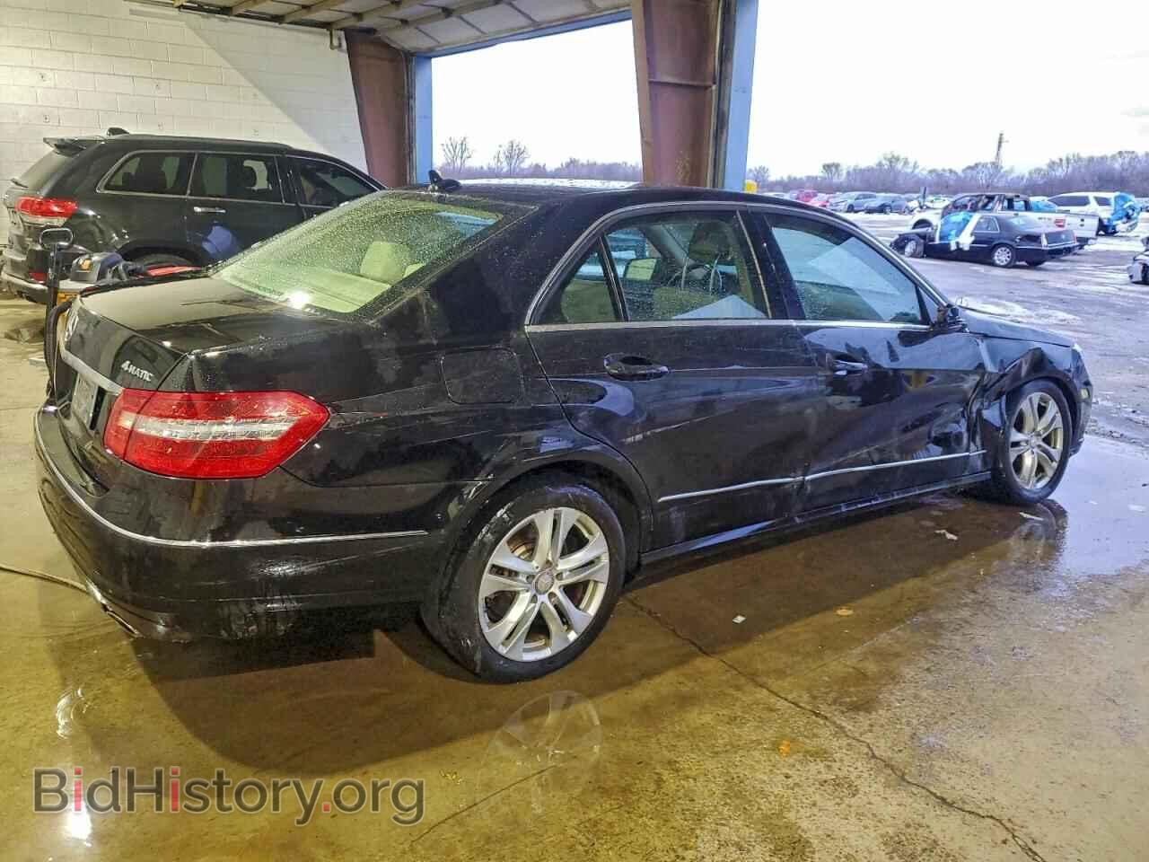 2011 MERCEDES-BENZ E-CLASS - VIN: WDDHF8HB4BA354841 - Фото 3